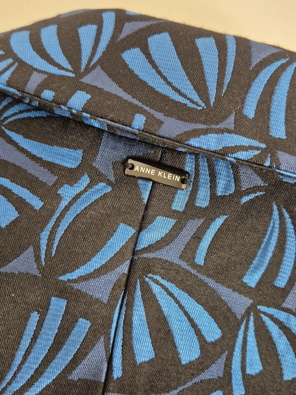 Ann Klein Metallic Blue/Black Jacquard Topper /Jacket / Long Coat - Size 8 - Picture 11 of 16